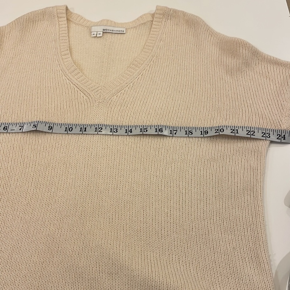 360 Cashmere cream sweater size medium - Picture 11 of 12